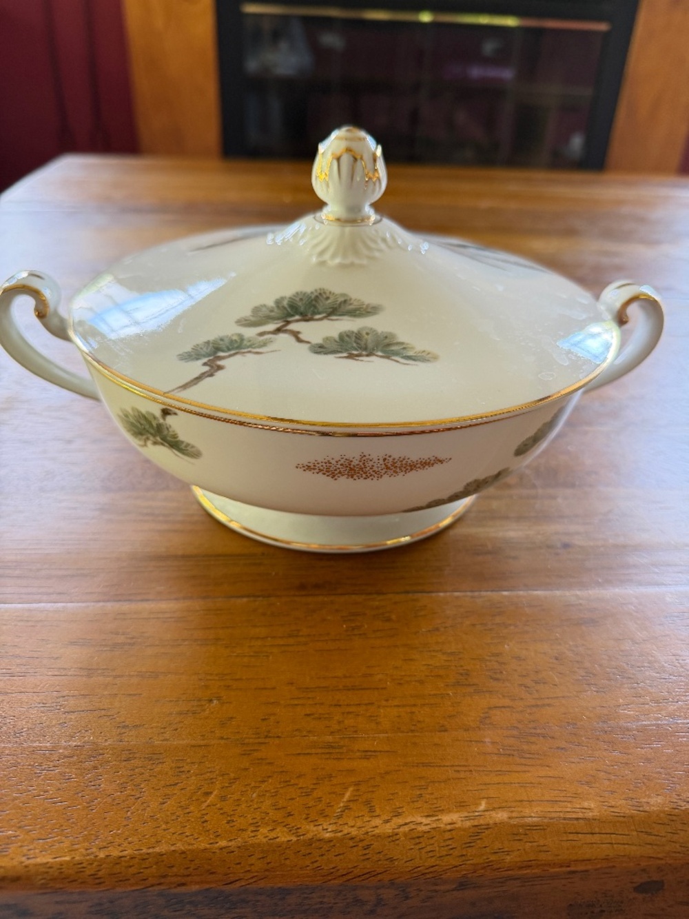 Noritake Vintage Nippon Toki Kaisha Ming Tree Covered Vegetable Casserole Dish